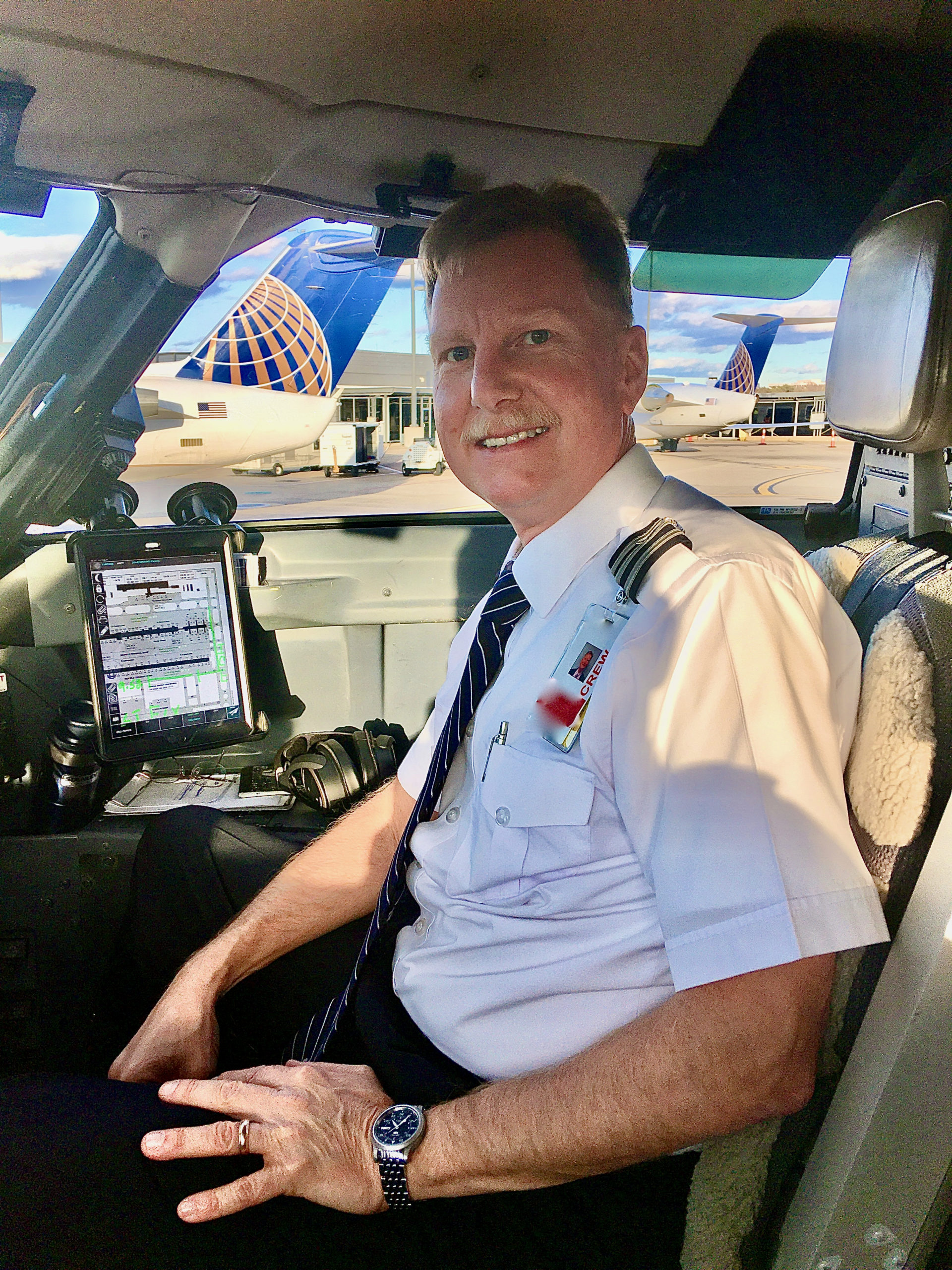 Airline discount pilot watch